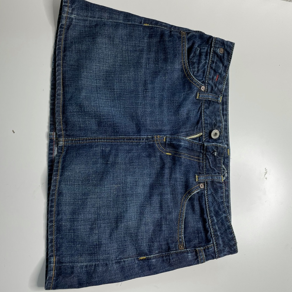 Denim jean mini skirt, great condition never worn, size 8